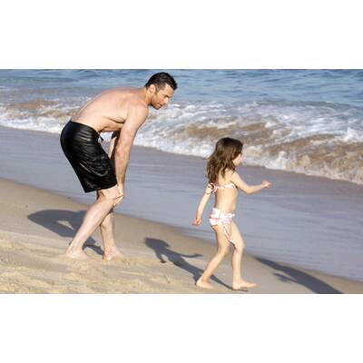 Hugh Jackman knutscht rum!