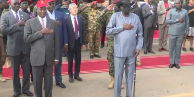 Pr&auml;sident macht sich vor laufender Kamera in die Hose