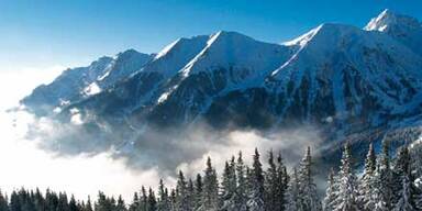 Auto erfasst 13-jährige Skifahrerin