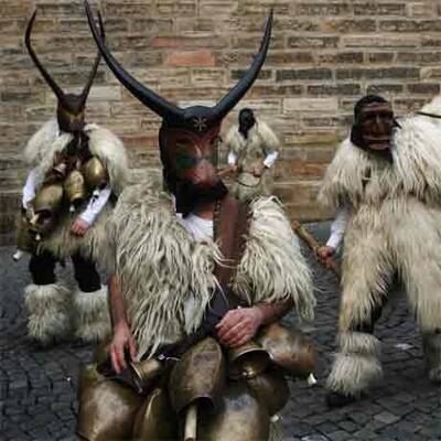 König Karneval regiert die Welt