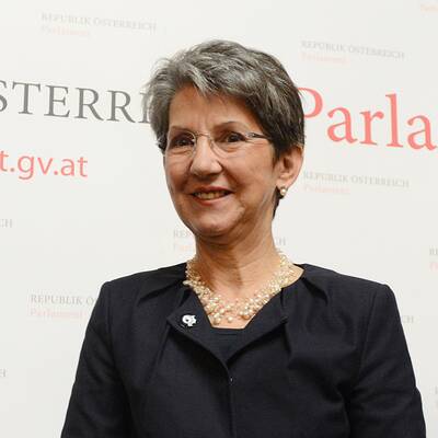 Barbara Prammer an Krebs erkrankt