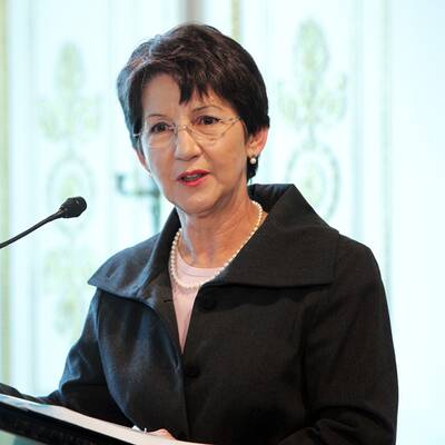 Team Stronach, 12. Jessi Lintl