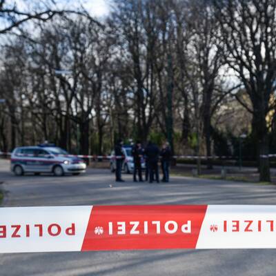 Orkan Felix riss Blechdach in Neunkirchen weg