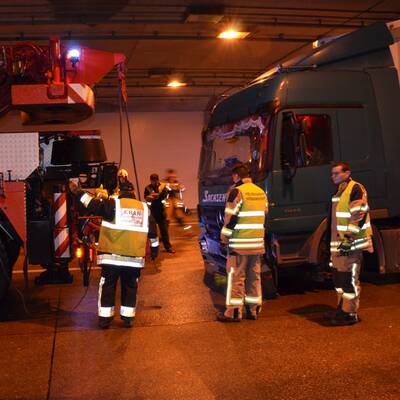 LKW Unfall im S1 Tunnel Vösendorf