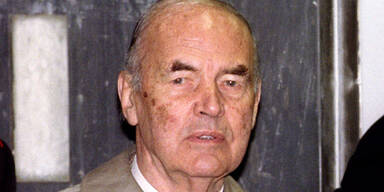 Nazi Priebke wird in Italien beigesetzt