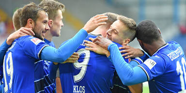 Arminia Bielefeld bleibt an der Spitze