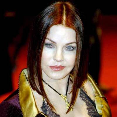 Priscilla Presley - falsches Botox zerstört ihr Gesicht.