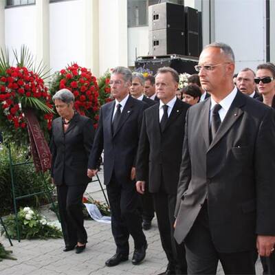 BK Gusenbauer am Grab