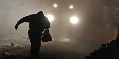 Athen: Autonome w&uuml;ten gegen Sparprogramm