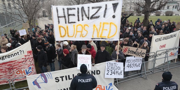 Faymann II startet mit Tränen