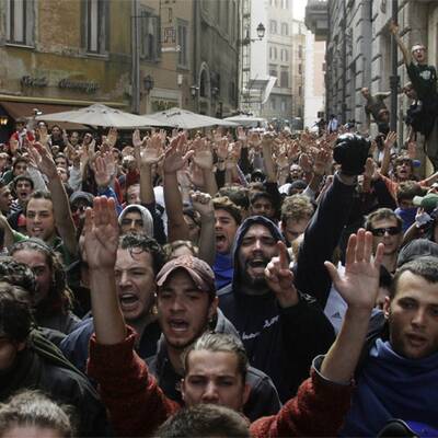 Studentenproteste arten in Rom aus
