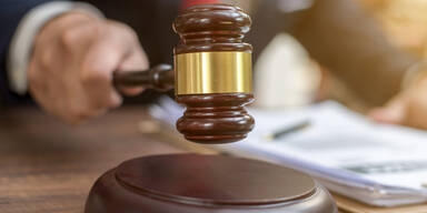 Misshandelte seine Tochter jahrelang: Verurteilt