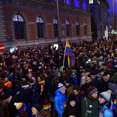 Protest vor dem Cafe Prückel