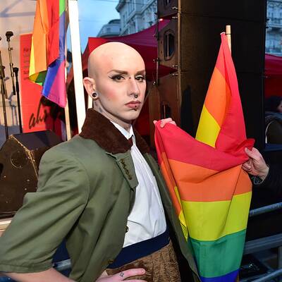 Protest vor dem Cafe Prückel
