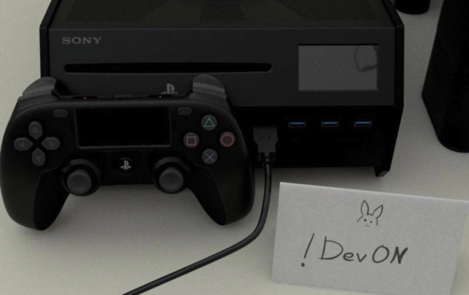 PS5: Fotos zeigen Konsole und Controller