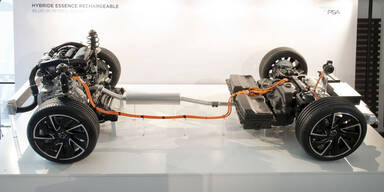 PSA greift mit E-Autos und Plug-in-Hybriden an