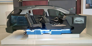 PSA greift mit E-Autos und Plug-in-Hybriden an