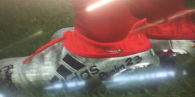 Alaba spielt mit Bibel-Formel am Schuh