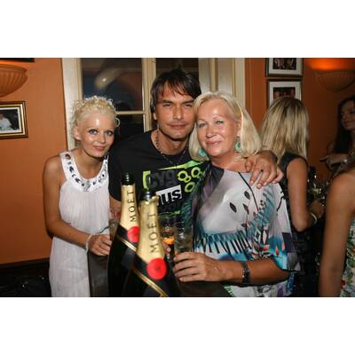 Feier auf Beach Boat und im Stamperl