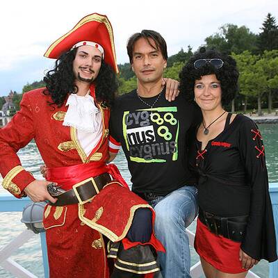 Feier auf Beach Boat und im Stamperl