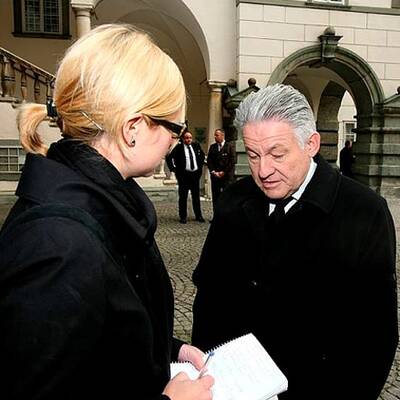 Politik und Prominenz trauern um Haider