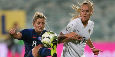 Fußball-EM: Frauen müssen Männern weichen