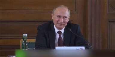 putin smile.jpg