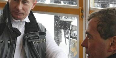 Putin und Medwedew gemeinsam auf Skiurlaub