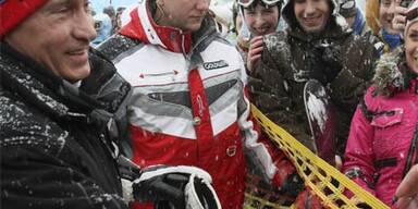 Putin und Medwedew gemeinsam auf Skiurlaub