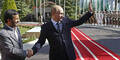 putin_hand_afp