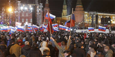 Massive Betrugsvorwürfe gegen Wahlsieger Putin