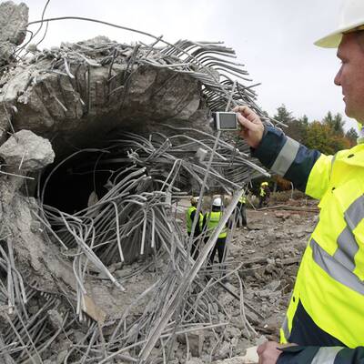 Turm am Pyramidenkogel gesprengt