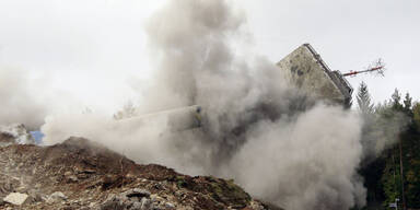 Turm am Pyramidenkogel gesprengt
