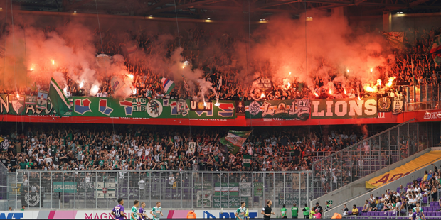 Gewalt-Eklat: Stürmten Rapid-Fans VIP-Tribüne?