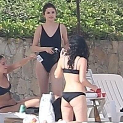 Von Not-OP: Selena Gomez zeigt Narbe