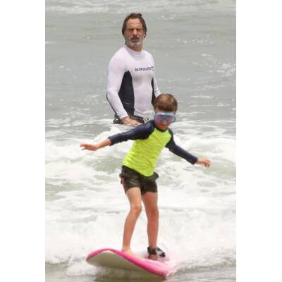 Andrew Lincoln: Surfen mit Sohn Arthur