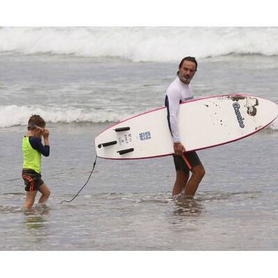 Andrew Lincoln: Surfen mit Sohn Arthur