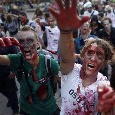 Gruseliger Zombie-Flashmob