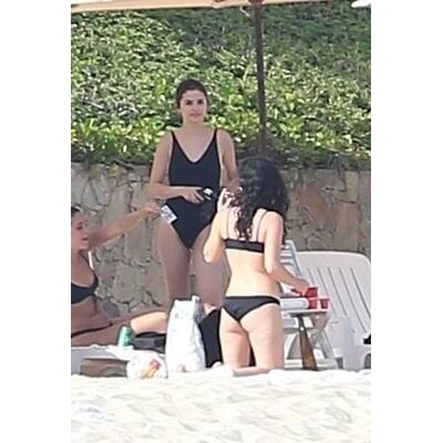 Von Not-OP: Selena Gomez zeigt Narbe