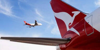 Video: Triebwerk explodiert in der Luft