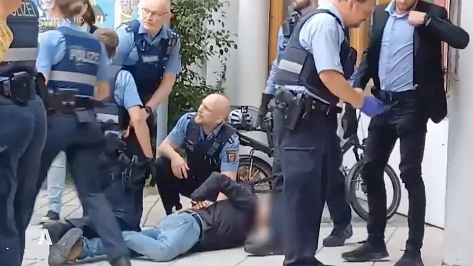 Fäkalien-Attacke auf AfD-Politikerin von Storch bei Veranstaltung