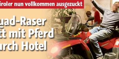 Quad-Raser ritt mit Pferd durch Hotel