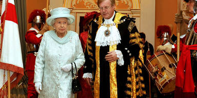 Parade für Queen ohne Prinz Philip