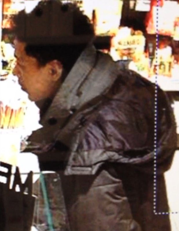 Polizei sucht diesen Tankstellenräuber