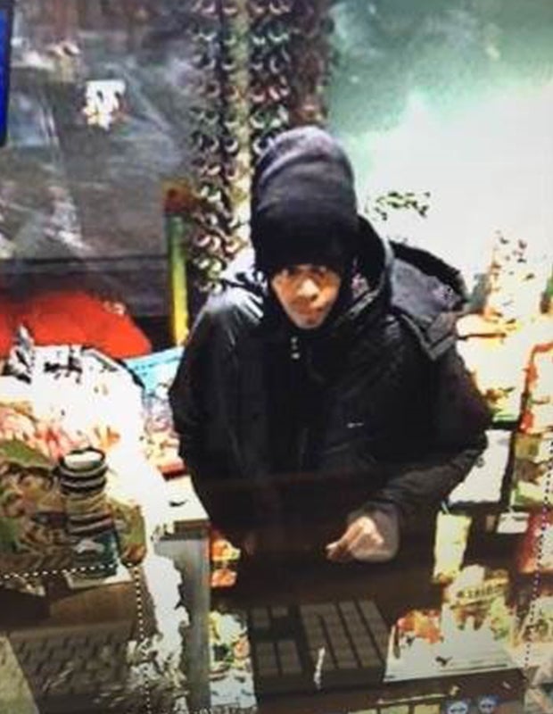 Polizei sucht diesen Tankstellenräuber