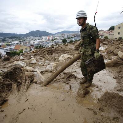 Gewaltiger Erdrutsch in Japan