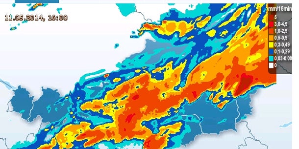 Unwetter: Feuerwehren im Großeinsatz