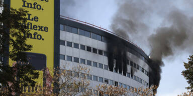 Mehrere Explosionen erschüttern Paris