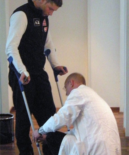 Kreuzbandriss bei Benni Raich