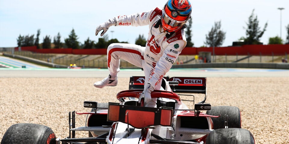 Kimi Raikkönen baut Unfall in Portimao